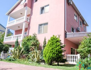 «Сочинские бабушки» на Полтавской